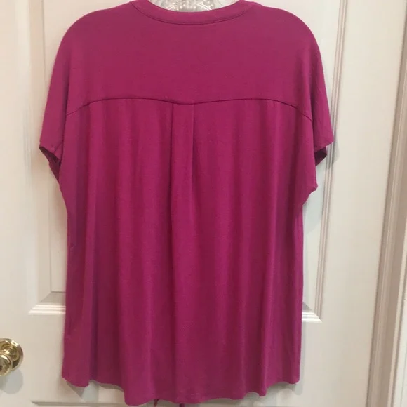 Women's Fuchsia Pink Button-Down Top with hem tie - Picture 4 of 5